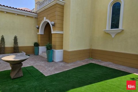 3 غرف نوم فيلا رقم 107379 23