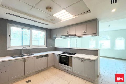 3 غرف نوم فيلا رقم 107379 19