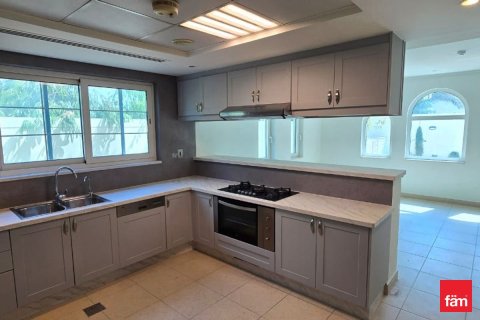 3 غرف نوم فيلا رقم 107379 27