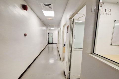 1672.2مربع، مستودع في Al Qusais Industrial Area, الإمارات العربية المتحدة رقم 46612 5