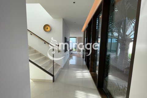 Villa de 5 dormitorios en  Saadiyat Island, UAE No. 80985 3