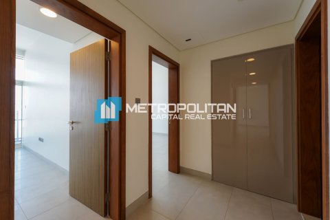 Квартира с 2 спальнями в Al Raha Beach, ОАЭ №104815 4