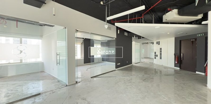 124.5m² Office in Business Bay, UAE No. 104804