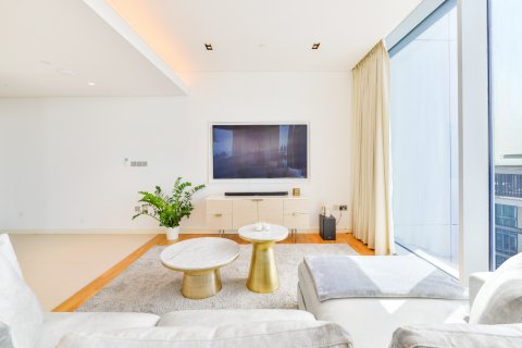 Квартира с 2 спальнями в BLUEWATERS RESIDENCES, Дубай, ОАЭ №97386 2
