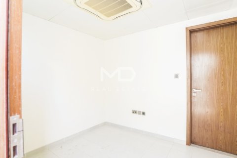 4 bedrooms Villa on the Yas Island, UAE No. 44123 13