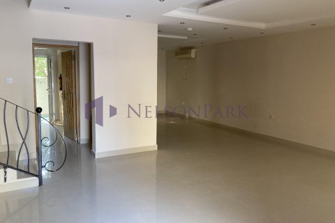 3 bedrooms Villa in Doha, Qatar No. 58281 3