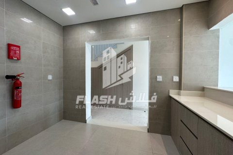 2 bedrooms Townhouse in Mina Al Arab, UAE No. 88313 10