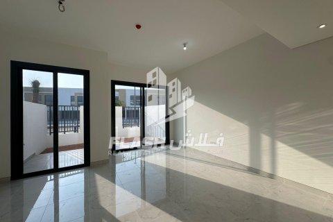 2 bedrooms Townhouse in Mina Al Arab, UAE No. 88313 12