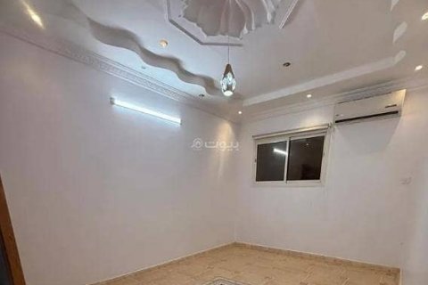 Villa de 4 dormitorios en Riyadh, Saudi Arabia No. 98683 2