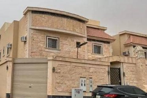 Квартира с 4 спальнями в Эр-Рияд, Саудовская Аравия №98680 5