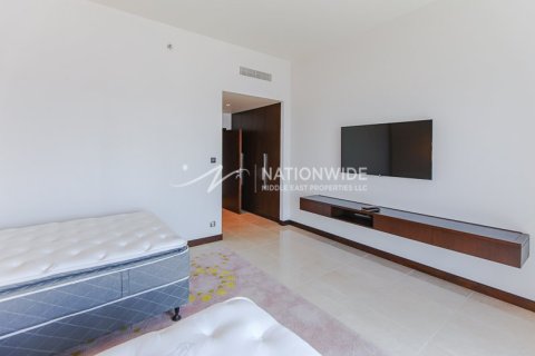 Apartment de 2 dormitorios en Abu Dhabi, UAE No. 99168 11