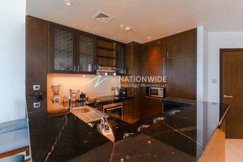 Apartment de 2 dormitorios en Abu Dhabi, UAE No. 99168 8