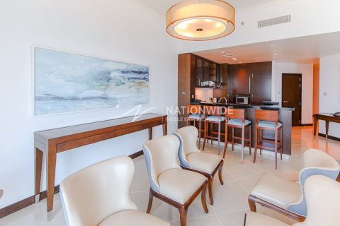 Apartment de 2 dormitorios en Abu Dhabi, UAE No. 99168 3