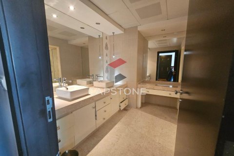 5 bedrooms Villa in Al Maqtaa, UAE No. 83176 12