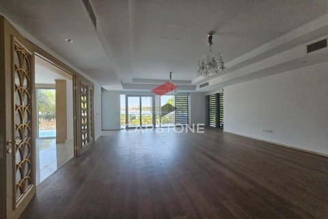 5 bedrooms Villa in Al Maqtaa, UAE No. 83176 20