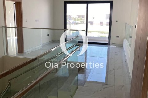 4 bedrooms Villa on the Yas Island, UAE No. 65648 3
