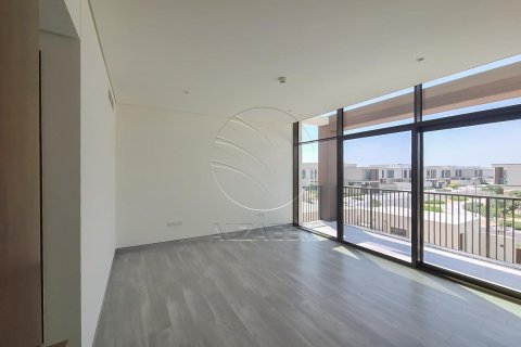 Villa de 4 dormitorios en Abu Dhabi, UAE No. 91165 12