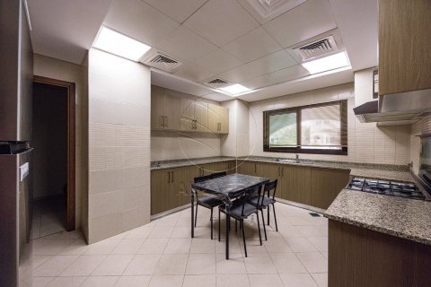 3 bedrooms Townhouse in Al Salam Street, UAE No. 91180 18