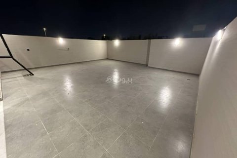 Villa de 5 chambres à Riyadh, Saudi Arabia No. 61749 18