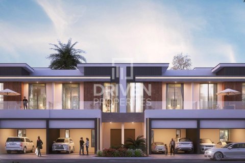 Villa de 6 dormitorios en Golf City, UAE No. 84892 2