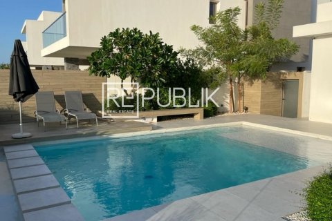 Villa de 4 dormitorios en THE REDWOODS Yas Island, UAE No. 96727 2