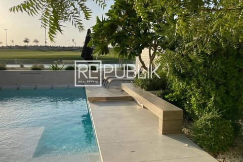 Villa de 4 dormitorios en THE REDWOODS Yas Island, UAE No. 96727 8