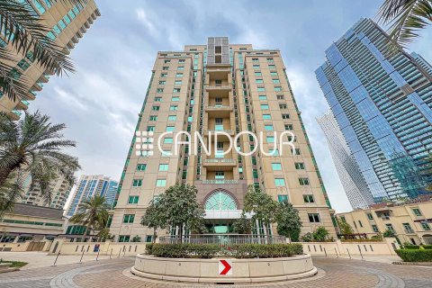 Квартира с 2 спальнями в Emaar 6 Towers, ОАЭ №52053 1