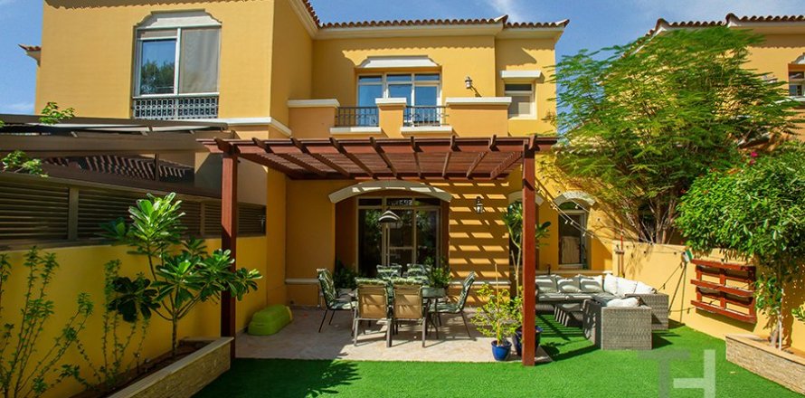2 bedrooms Townhouse in Arabian Ranches, UAE No. 76393