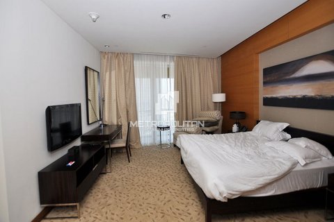 Apartment de 3 dormitorios en The Address Dubai Mall, UAE No. 78208 4