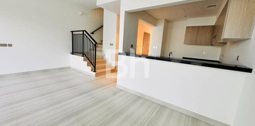 4 bedrooms Townhouse in DAMAC Hills (Akoya by DAMAC), UAE No. 67623