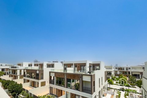 Villa de 4 dormitorios en Dubai, UAE No. 103596 7