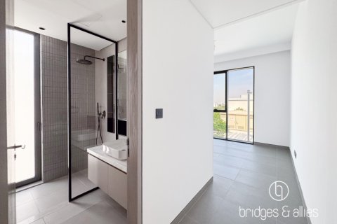 Villa de 4 dormitorios en Dubai, UAE No. 103593 9