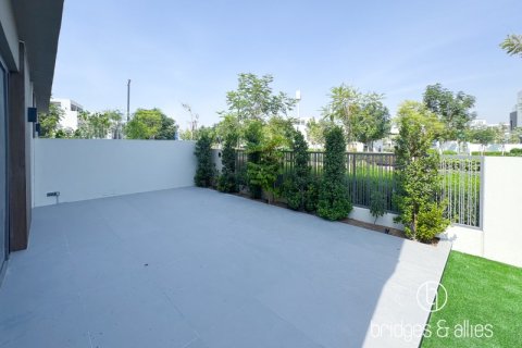 Villa de 4 dormitorios en Dubai, UAE No. 103593 7