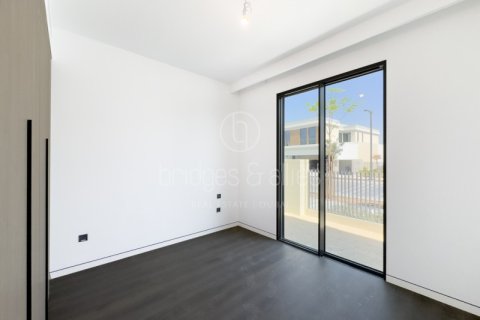 5 bedrooms Villa in Dubai, UAE No. 103594 12