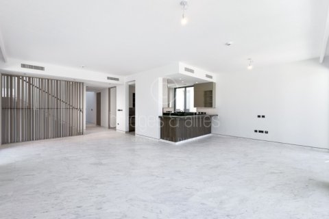 5 bedrooms Villa in Dubai, UAE No. 103594 3