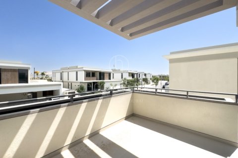5 bedrooms Villa in Dubai, UAE No. 103594 24