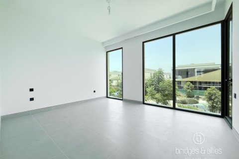 Villa de 4 dormitorios en Dubai, UAE No. 103592 16