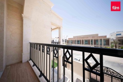 Villa de 6 dormitorios en Dubai, UAE No. 102468 5
