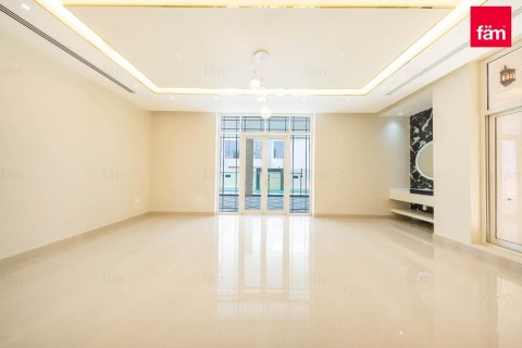 Villa de 6 dormitorios en Dubai, UAE No. 102468 15