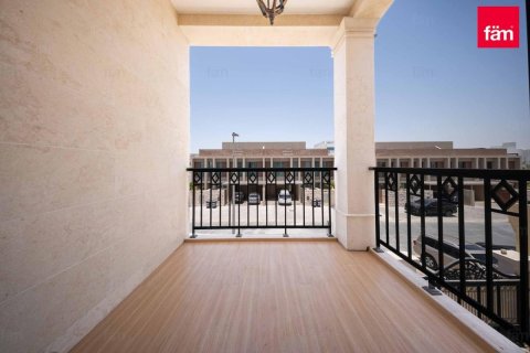 Villa de 6 dormitorios en Dubai, UAE No. 102468 25