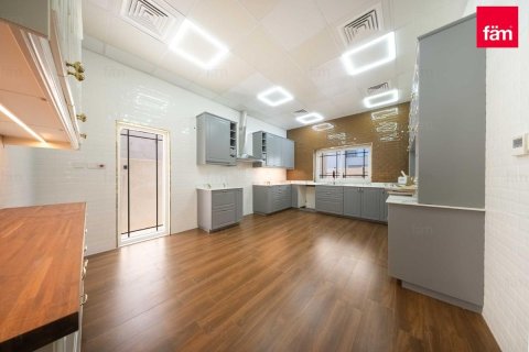 Villa de 6 dormitorios en Dubai, UAE No. 102468 11