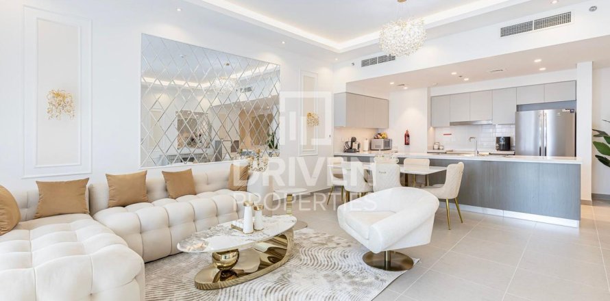 Apartment de 3 dormitorios en Forte, UAE No. 85291