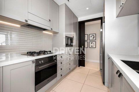 Apartment de 2 dormitorios en The Address Residence Fountain Views, UAE No. 85290 9