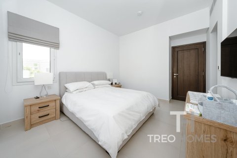 Townhouse de 3 dormitorios en Casa Dora, UAE No. 74092 16