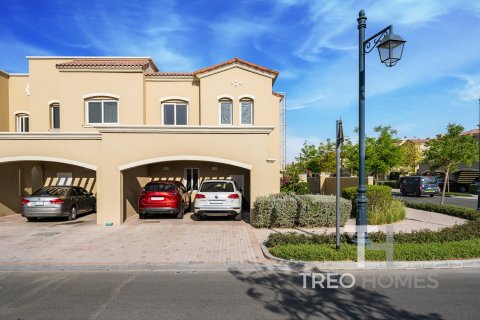 Townhouse de 3 dormitorios en Casa Dora, UAE No. 74092 6