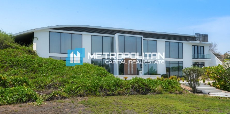 Villa de 5 chambres  No. 104349