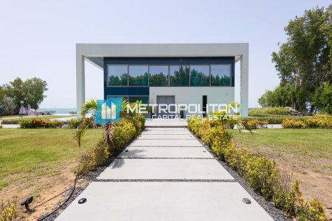 Villa de 4 dormitorios en Nurai Island, UAE No. 104348 2