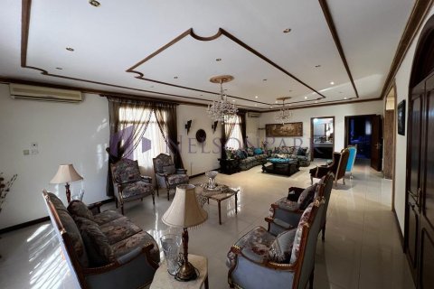 Villa de 5 dormitorios en Doha, Qatar No. 57194 5