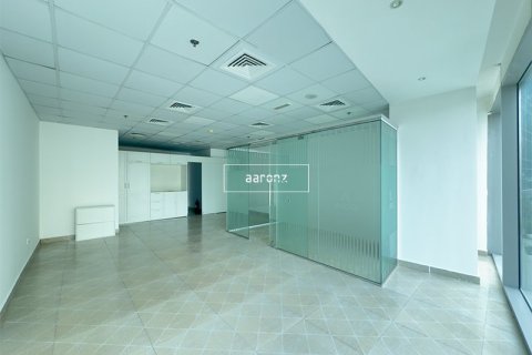 62m² Office in Business Bay, UAE No. 52649 3