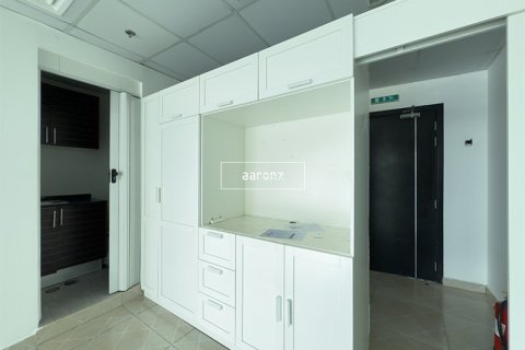 62m² Office in Business Bay, UAE No. 52649 10